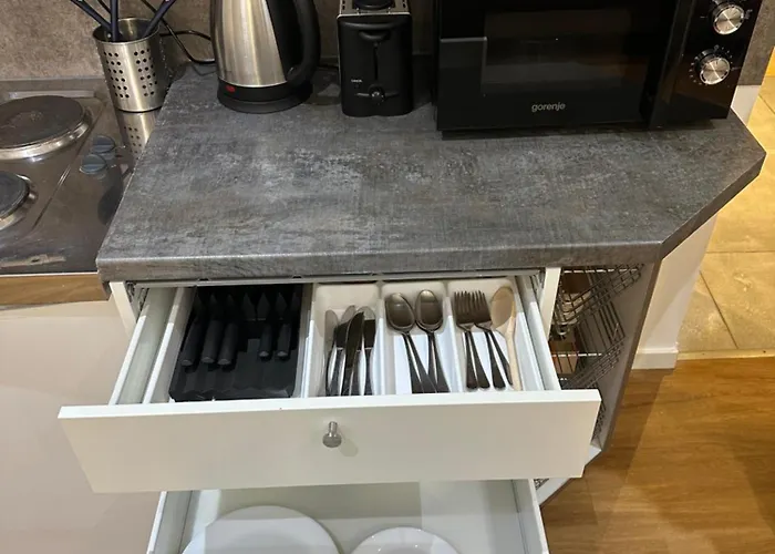 Apartament Stilvolles Studio-apartment Im Zentrum Mg *